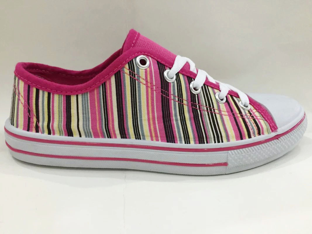 New Style Shoelace Women Canvas Shoes Injection Cloth Shoes
...