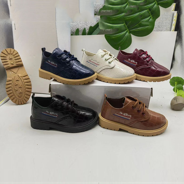 Good quality fashion lace up children leather shoes custom inject...